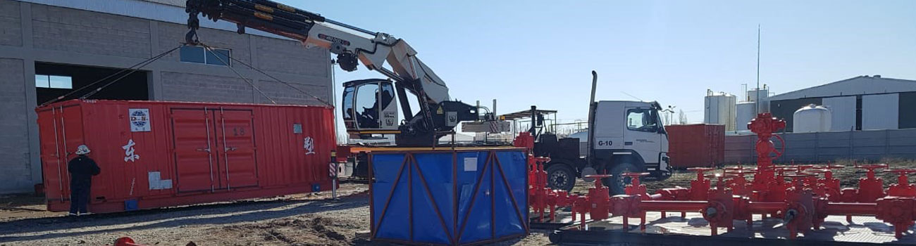 neuquen-wide-shot-unloading